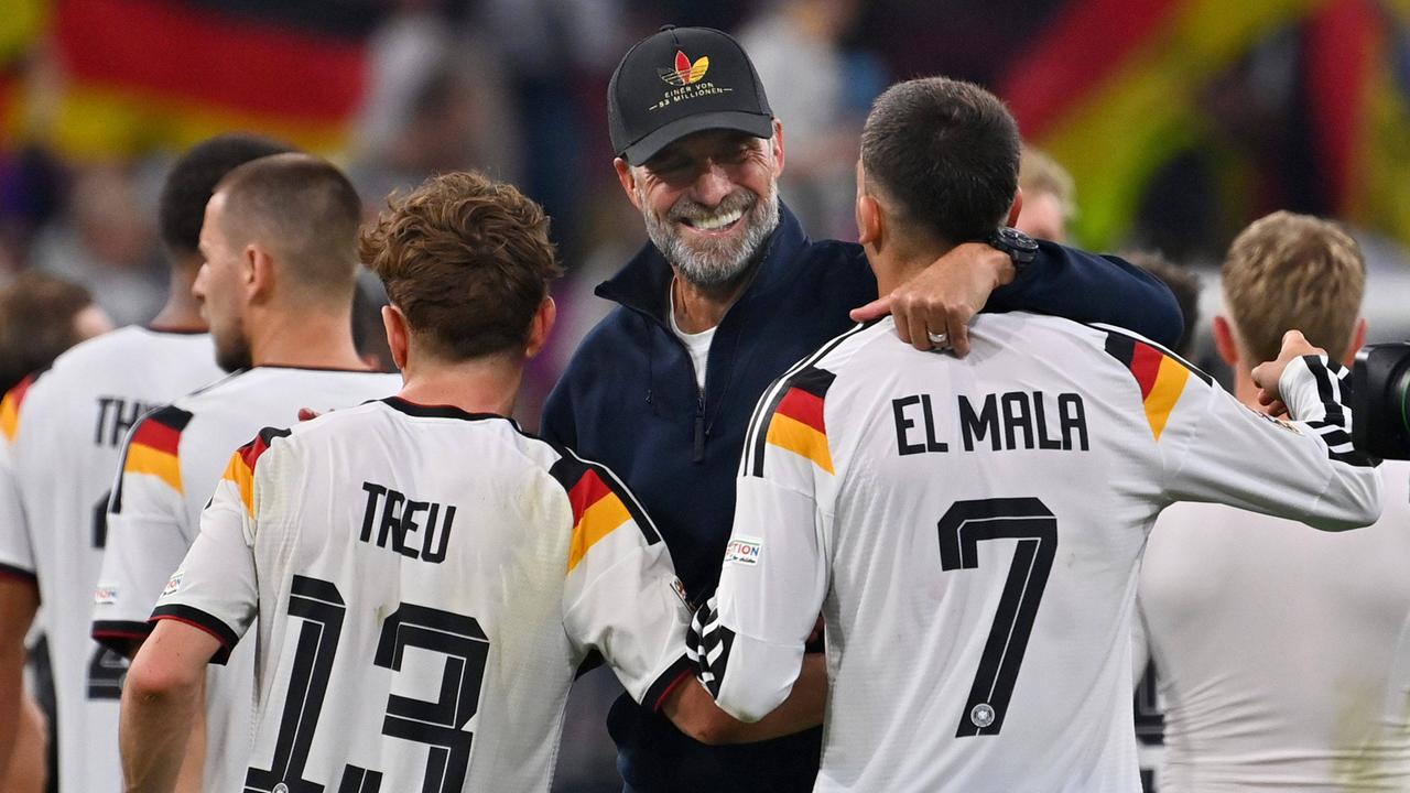 Klopps erster Sieg: Bischof und Wirtz schießen das DFB-Team zum 2:0 gegen Serbien