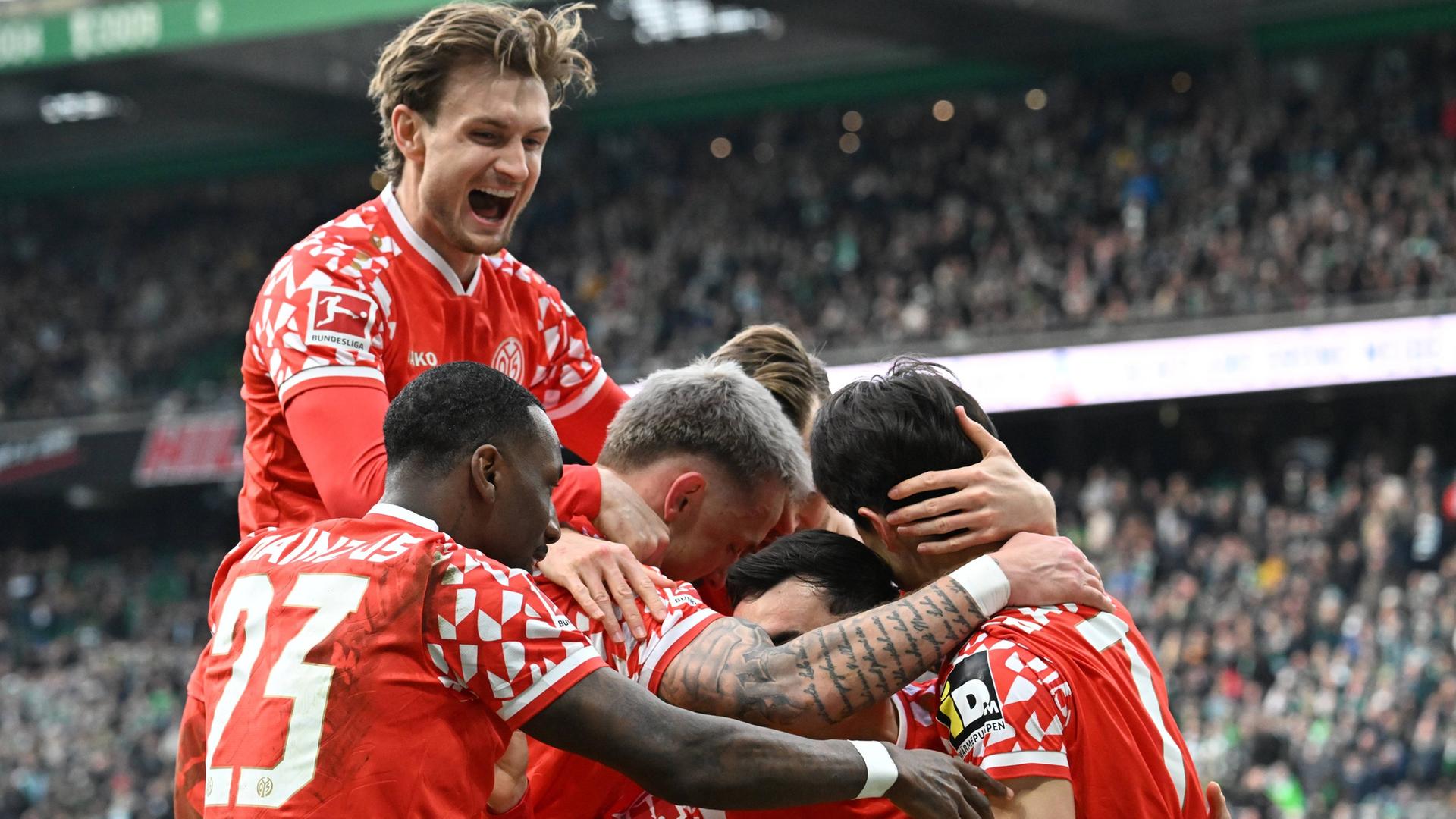 Mainz 05 bejubelt Treffer | IMAGO / Nordphoto