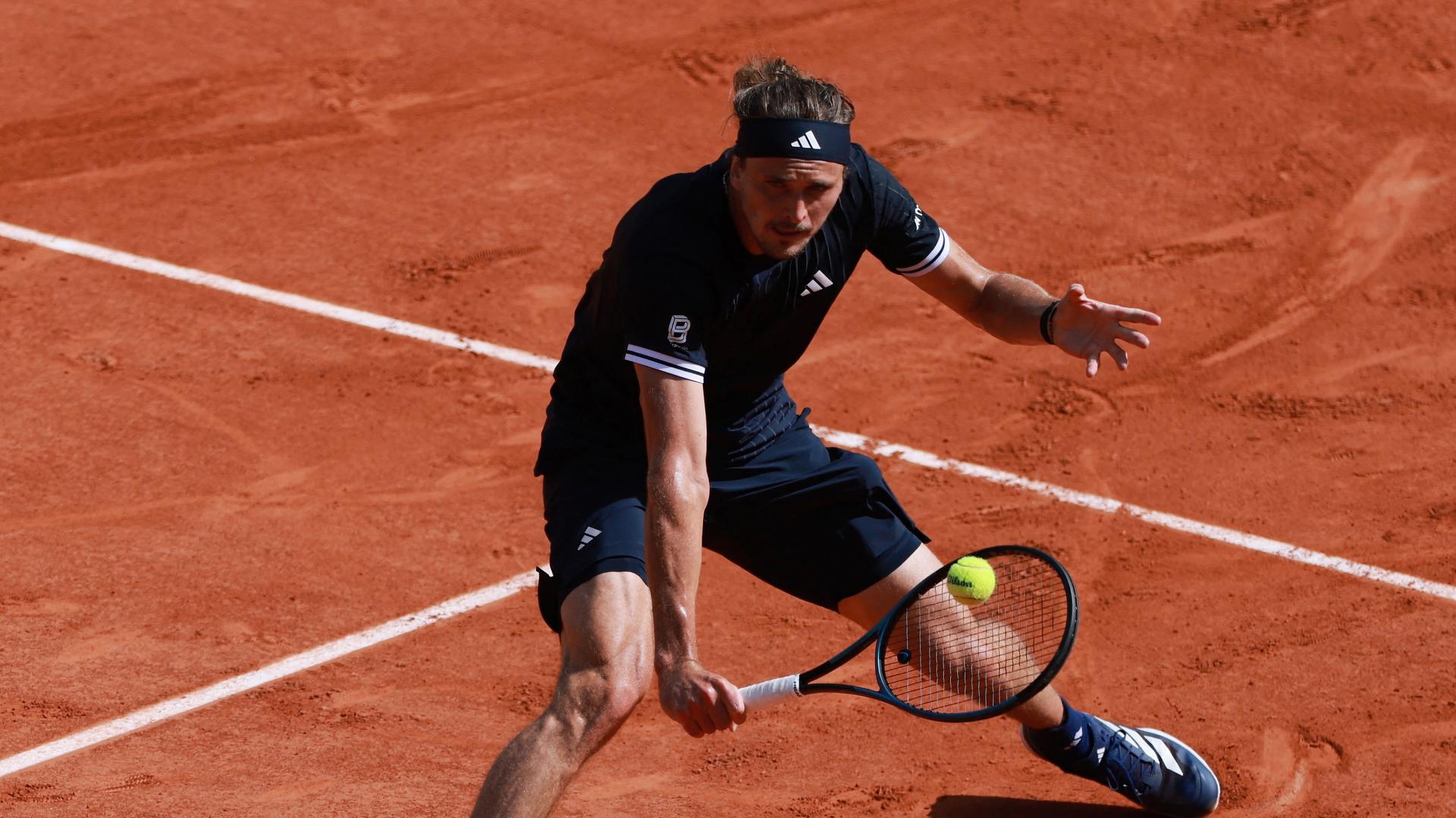 Jetzt live - Zverev gewinnt den dritten Satz gegen Cobolli