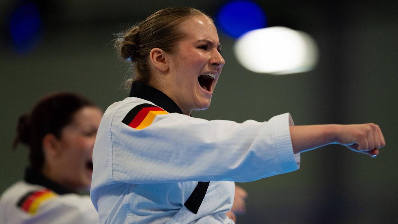 Taekwondo-Frauen-jubeln-ber-Bronze