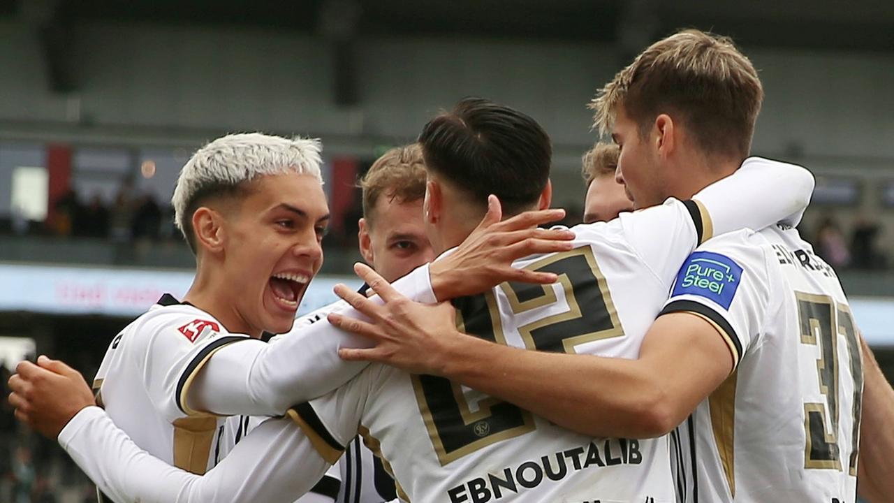 Elversberg-schreibt-Vereinsgeschichte-mit-Rekord-Hinrunde