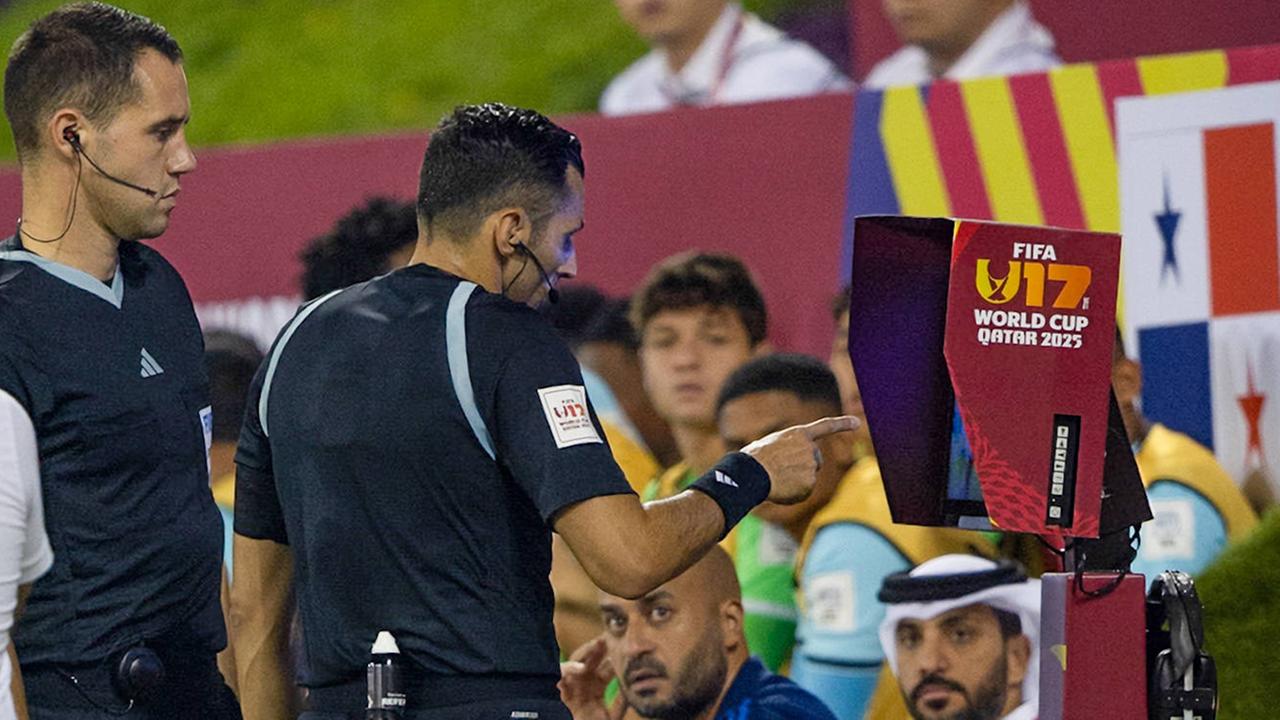 Die Trainer-VAR der U17-WM erklärt — photo: Sportschau Fußball