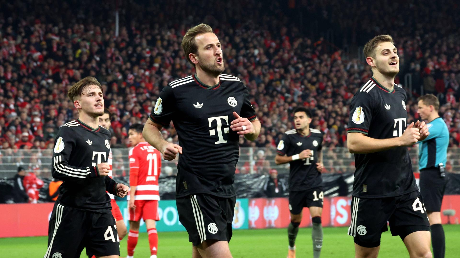 Image for DFB-Pokal: FC Bayern übersteht 'Pleiten, Pech und Pannen' bei Union Berlin