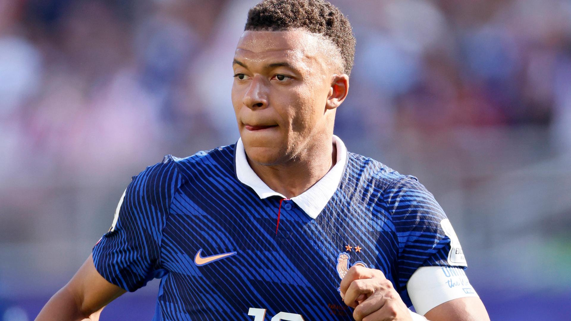 Rassismus gegen Mbappé - Macron schaltet sich ein