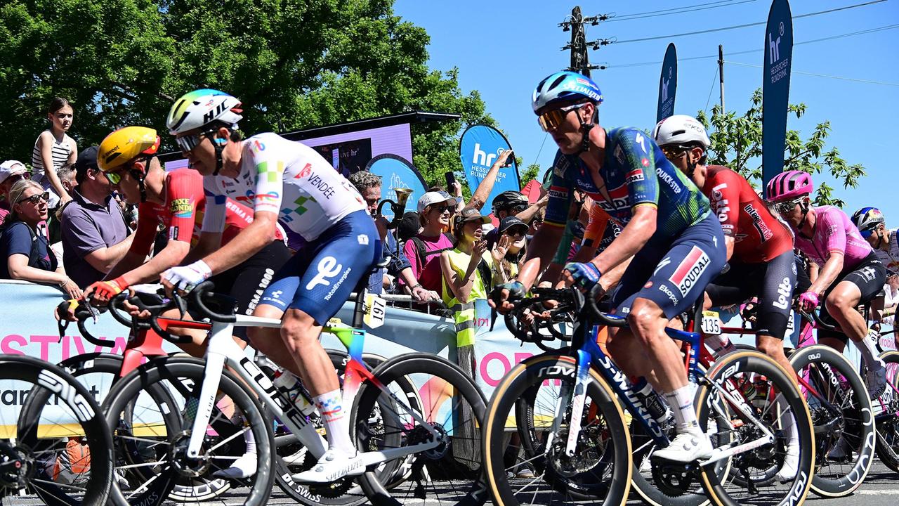 Radrennen Eschborn-Frankfurt 2026: Eschborn-Frankfurt 2026: Zwölf Fahrer kurz vor dem Ziel vorne - Rutsch holt Bergtrikot