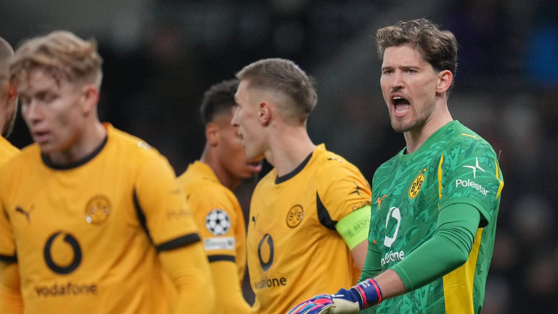 Gregor Kobel gegen Tottenham Hotspur | dpa / Kin Cheung