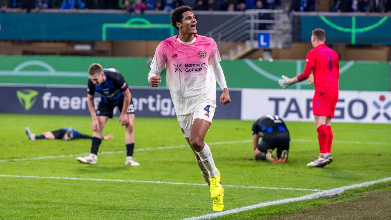 Leverkusen-rettet-sich-gegen-Paderborn-ins-Achtelfinale