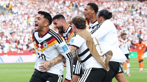 Jubel nach dem Treffer zum 2:1