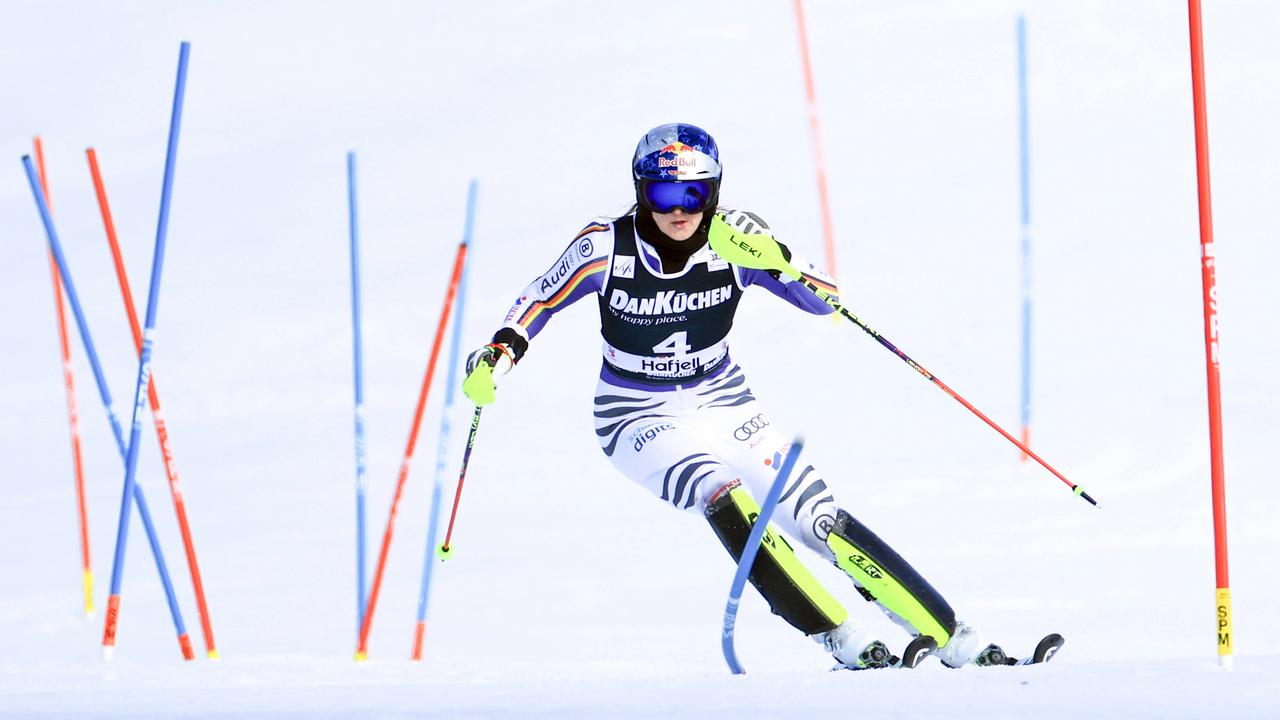 Emma Aicher's Crystal Globe Quest: One Race, One Giant Slalom Miracle?
