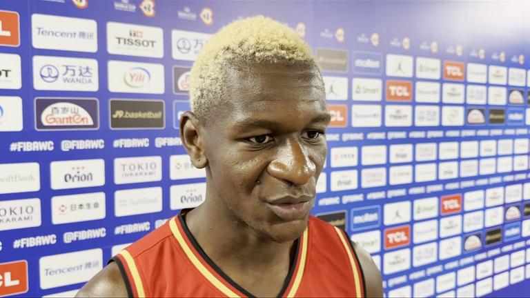 Deutscher Basketballer Isaac Bonga im Interview | ARD Deutscher Basketballer Isaac Bonga im Interview