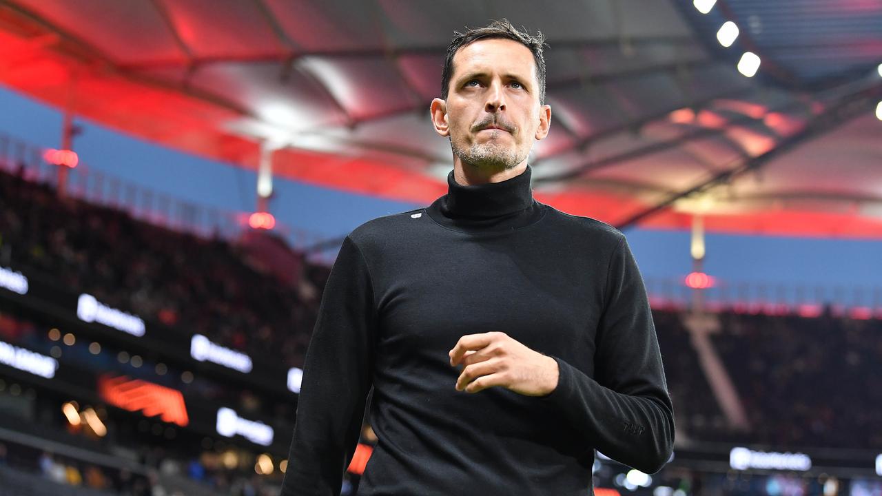 Frankfurts Trainer Dino Toppmöller vor dem Spiel gegen Rigas FS | ddp/Revierfoto