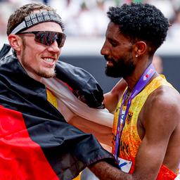 Richard Ringer (l.) und Amanal Petros