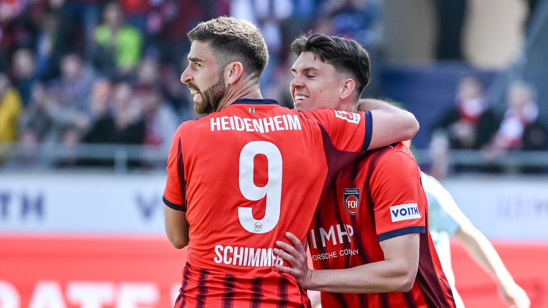 Heidenheim bejubelt das 1:0 | dpa