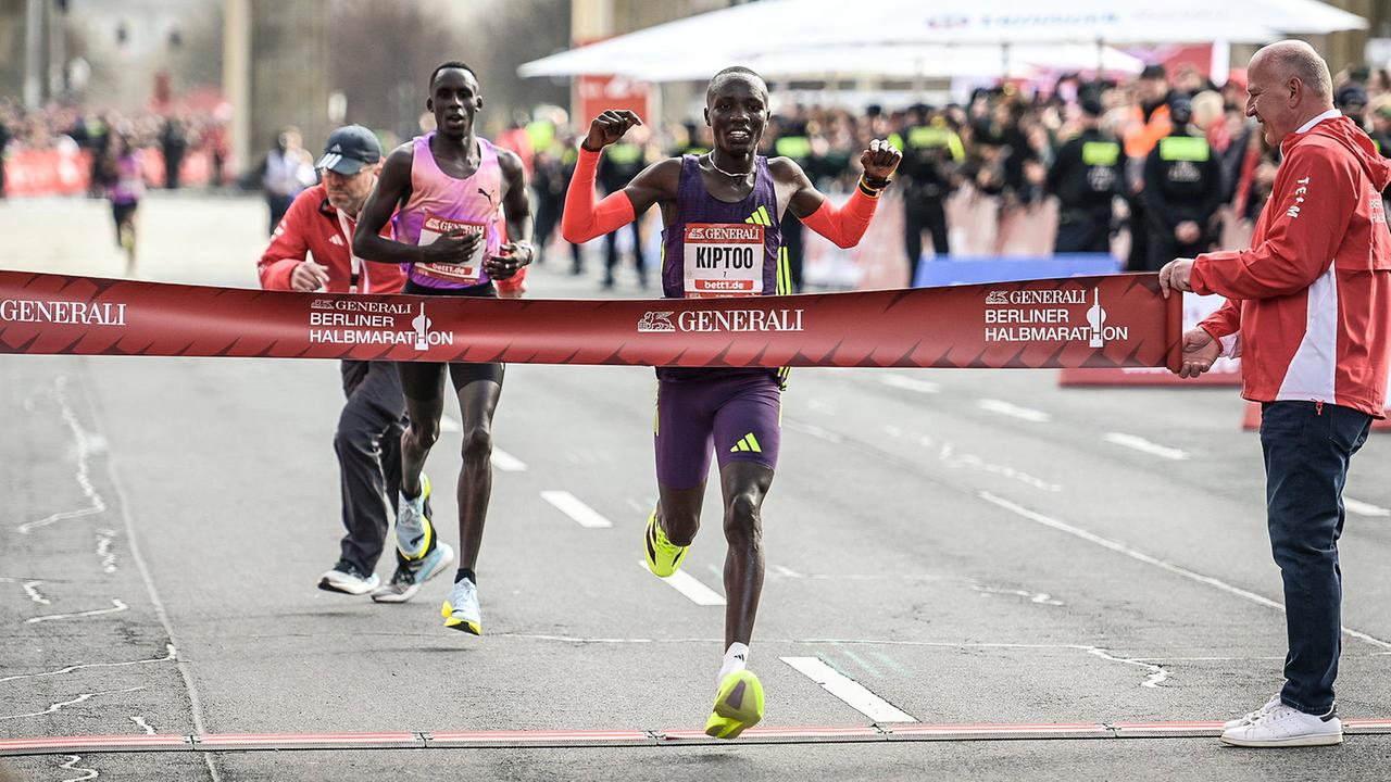 Kenianer Kiptoo gewinnt, Petros läuft deutschen Rekord