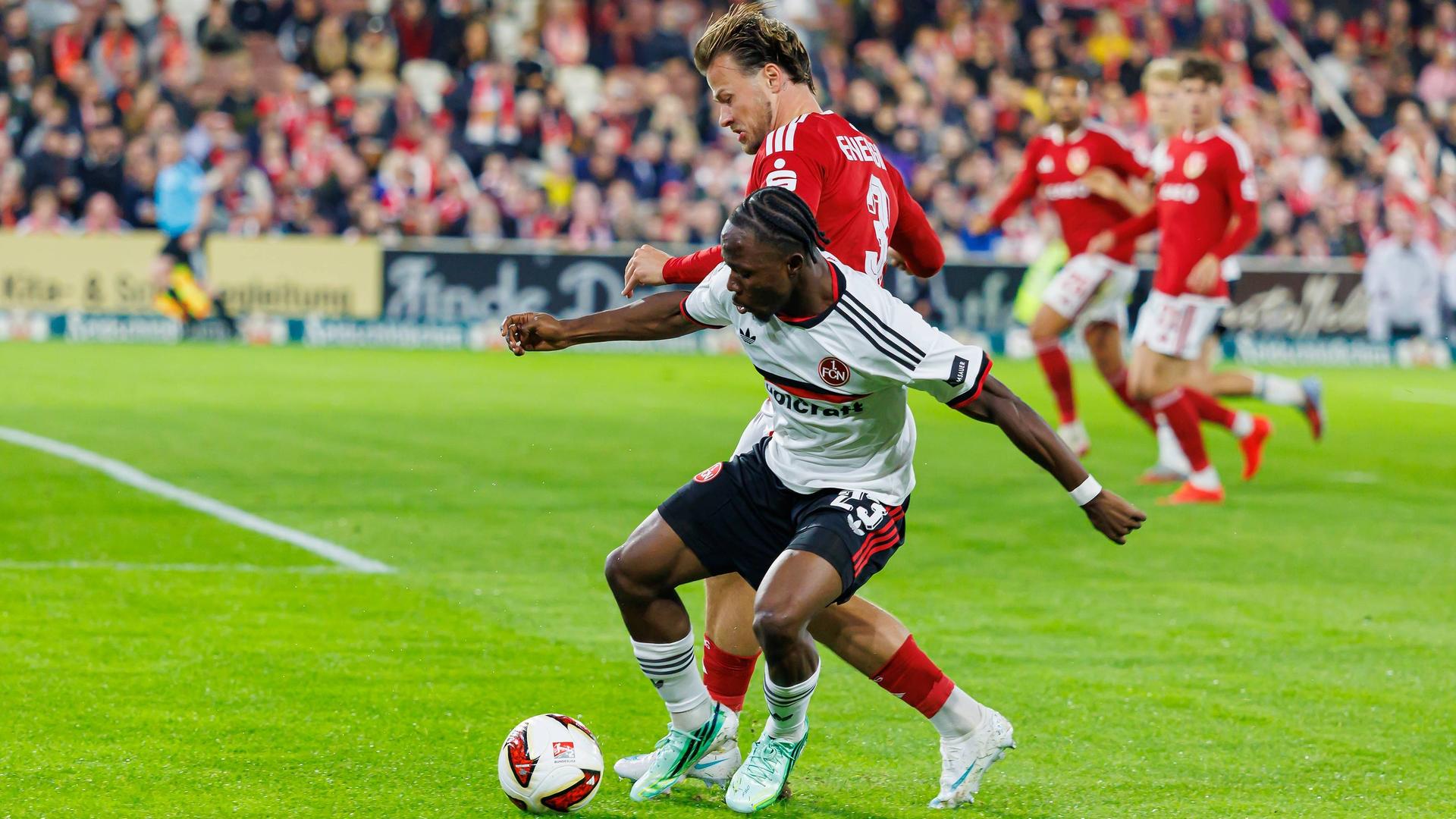 Jetzt live - Fortuna Köln gegen VfB Stuttgart ll