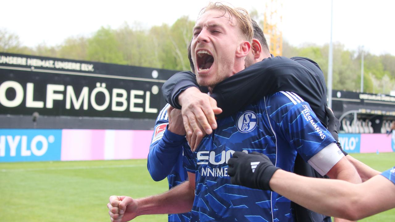 Zehn Schalker verteidigen die Tabellenspitze