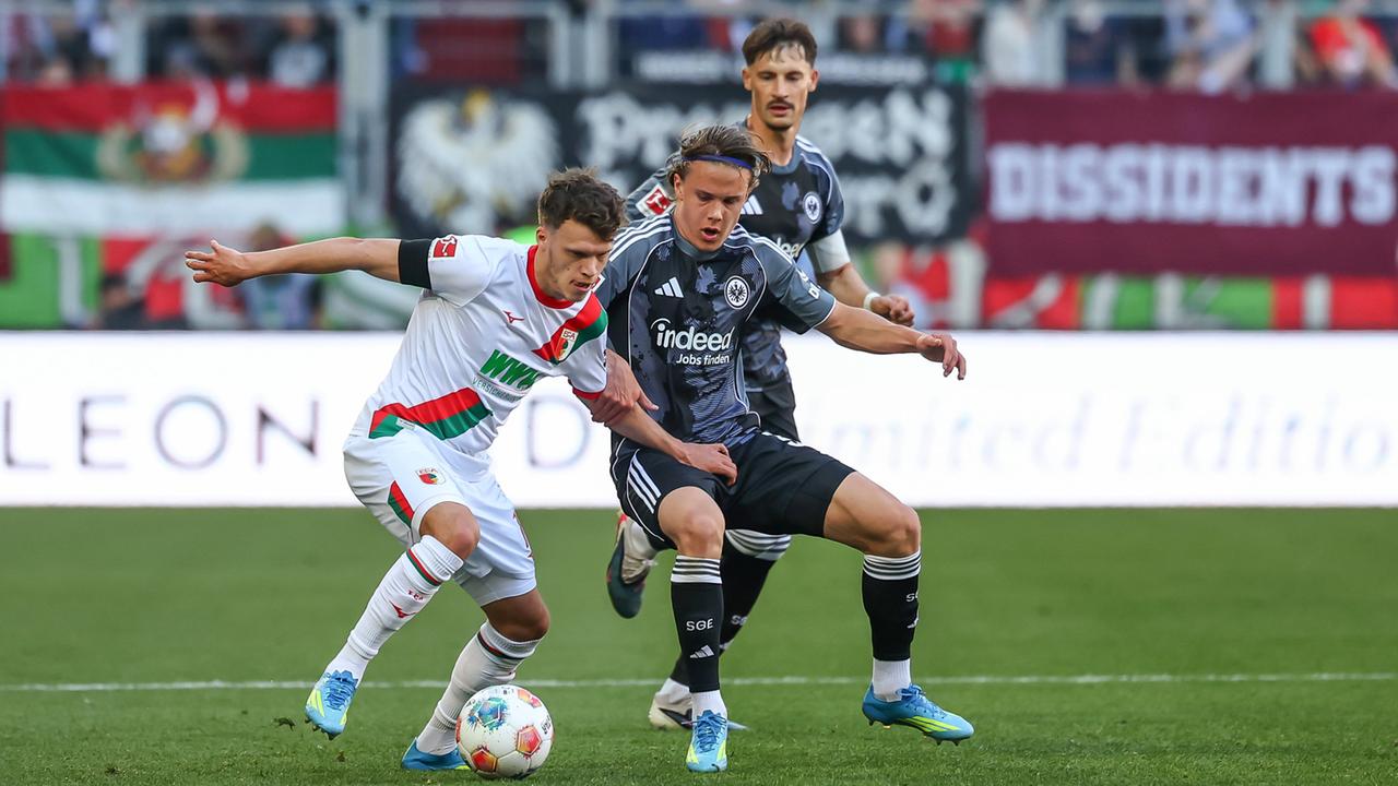 Frankfurt rettet Unentschieden in Augsburg