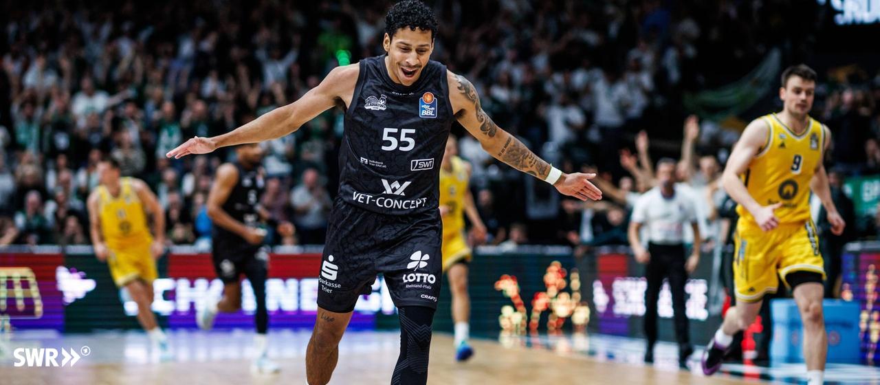 Eli Brooks (Gladiators Trier) jubelt.