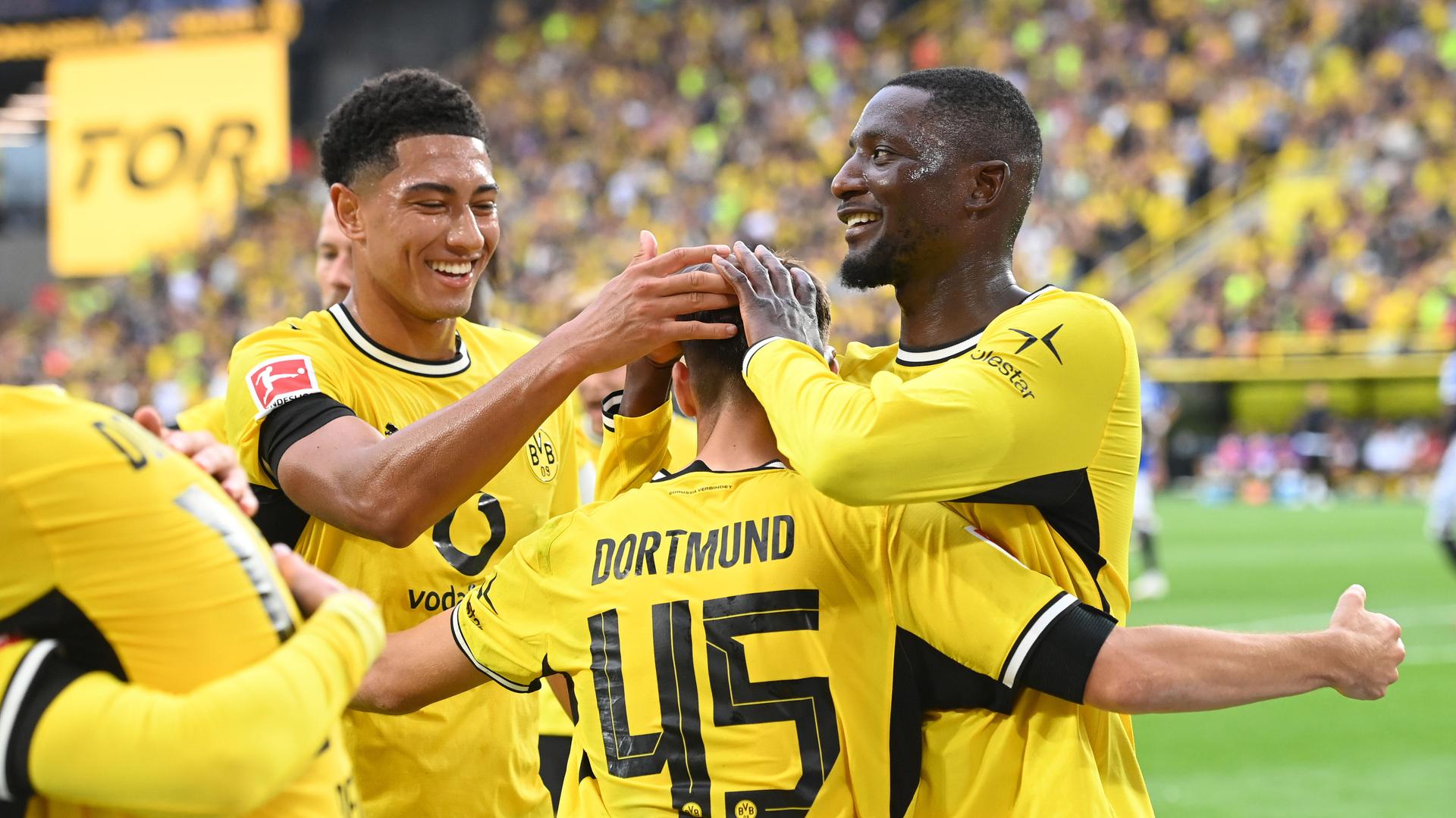 Bundesliga: Starke erste Hälfte reicht Dortmund gegen den HSV