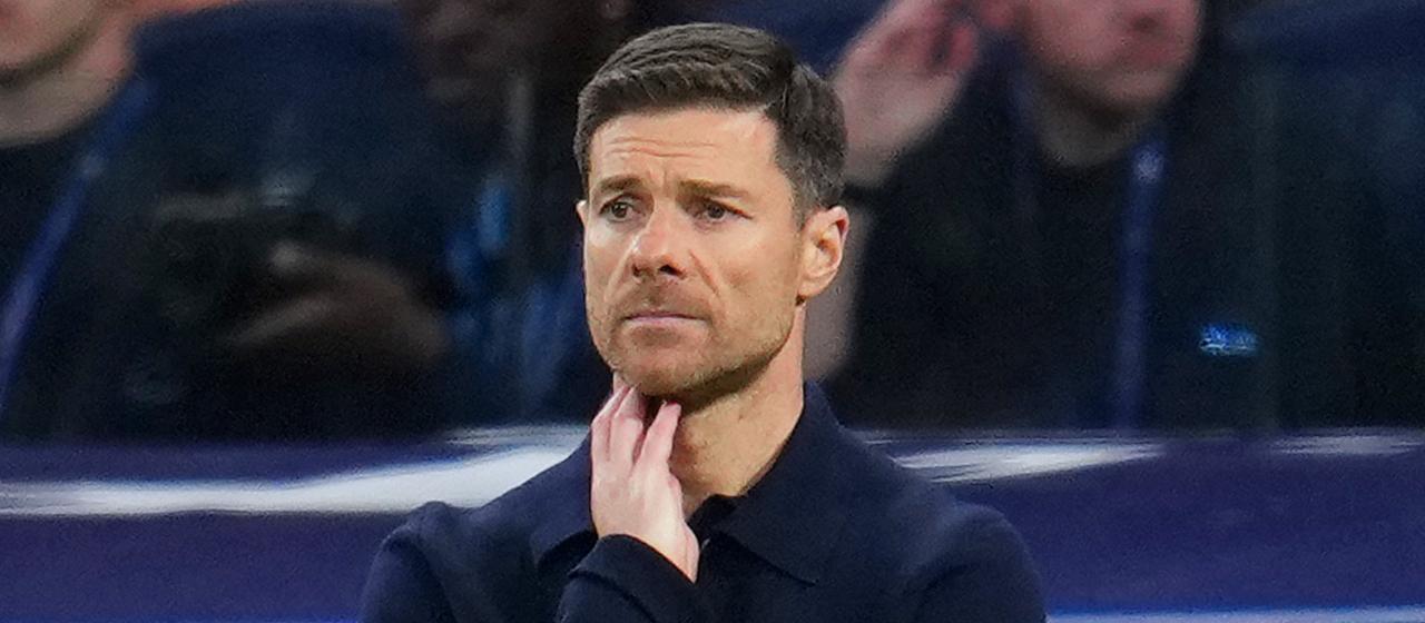Xabi Alonso an der Seitenlinie gegen Manchester City