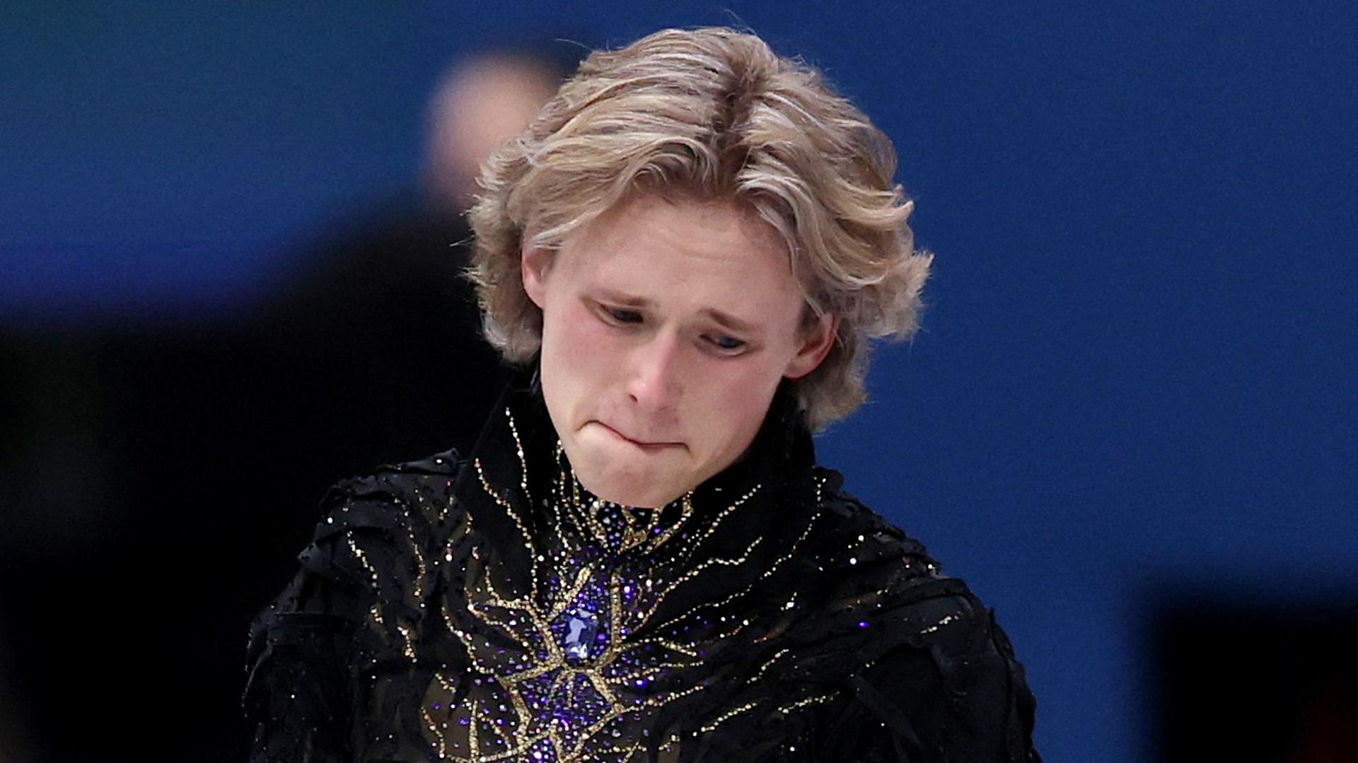 Image related to Drama bei US-Eiskunstlaufstar Ilia Malinin - Der Vierfachgott vergibt Olympia-Gold in der Kür